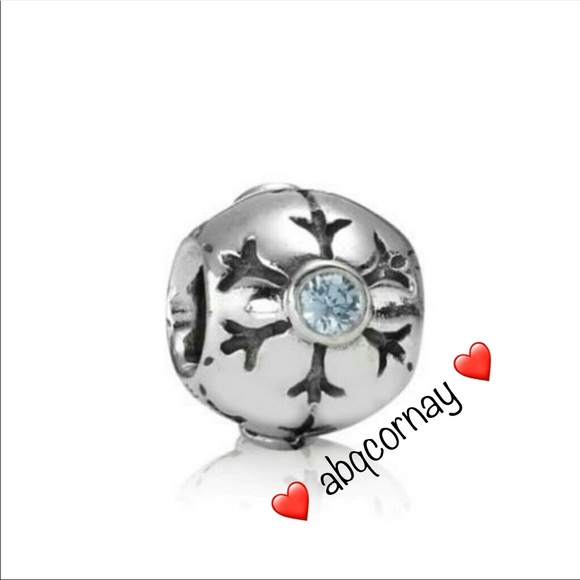 EUC Pandora 790367CZA Sterling Silver Winter Christmas Snowflake Bead w/ Aqua CZ - Picture 1 of 12